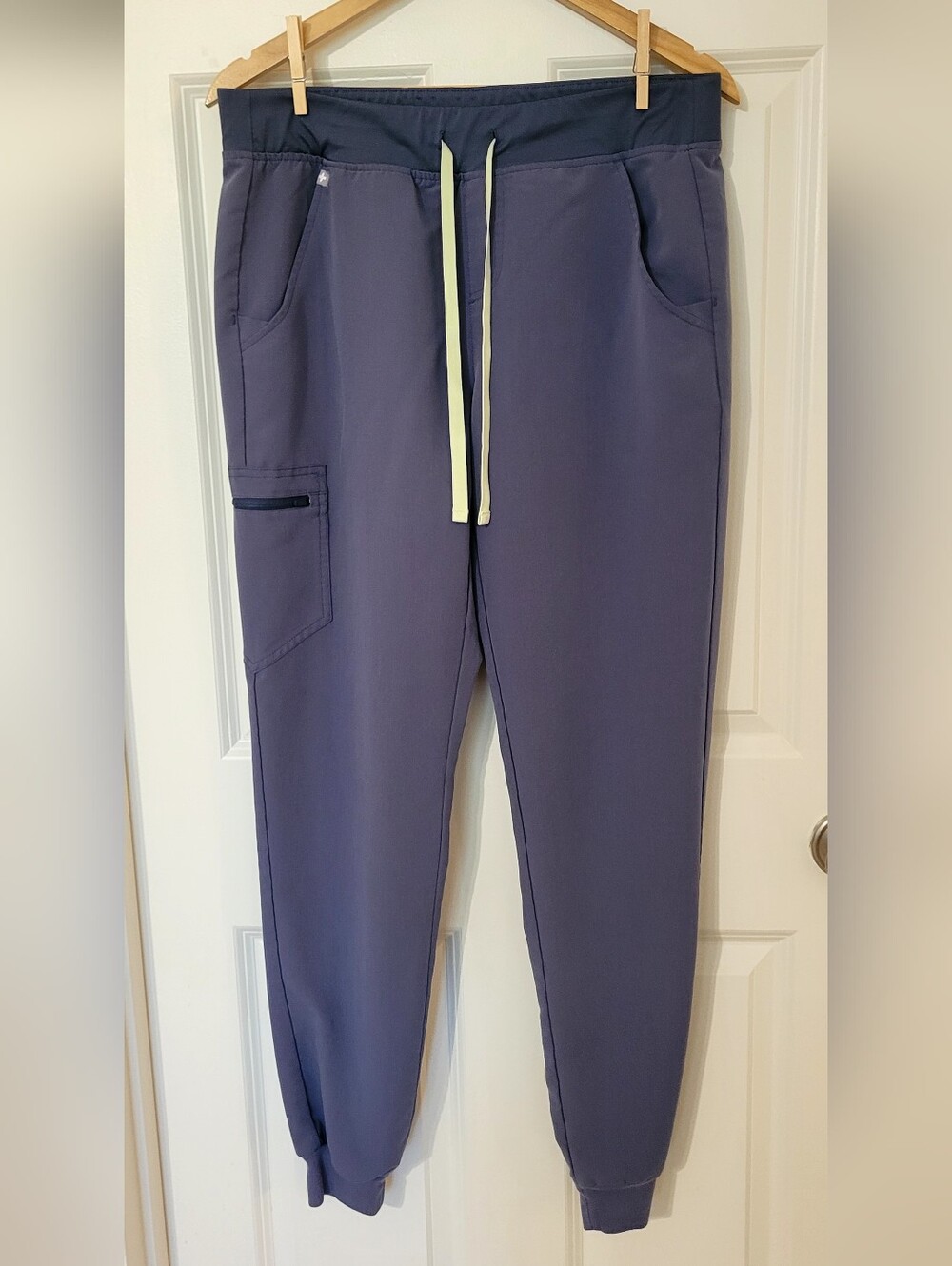 Figs, Space Navy, Zamora Jogger Scrub Pants, Medium Tall - Picture 2 of 12